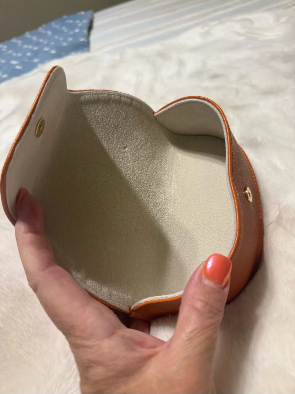 Tory Burch Navy Cat-Eye Glasses with Orange Logo Case